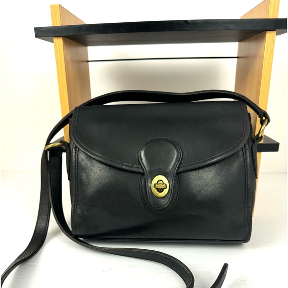 Vintage Coach Devon Classic Black Leather Crossbody Purse Please Read Listing - Picture 1 of 13